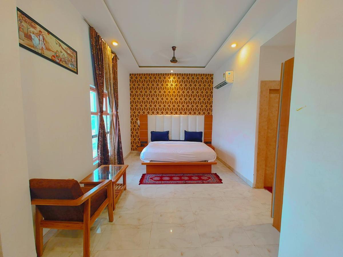 Avadh Sunshine Palace Hotel And Resort Ayodhya Exterior photo