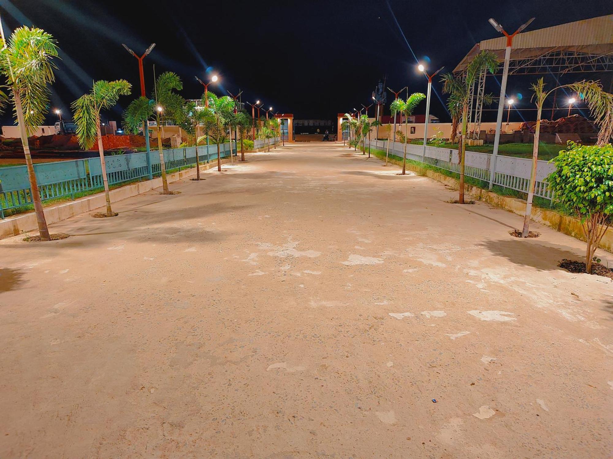 Avadh Sunshine Palace Hotel And Resort Ayodhya Exterior photo