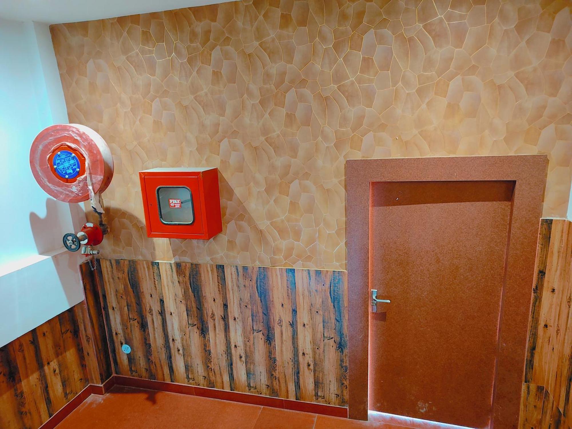 Avadh Sunshine Palace Hotel And Resort Ayodhya Exterior photo