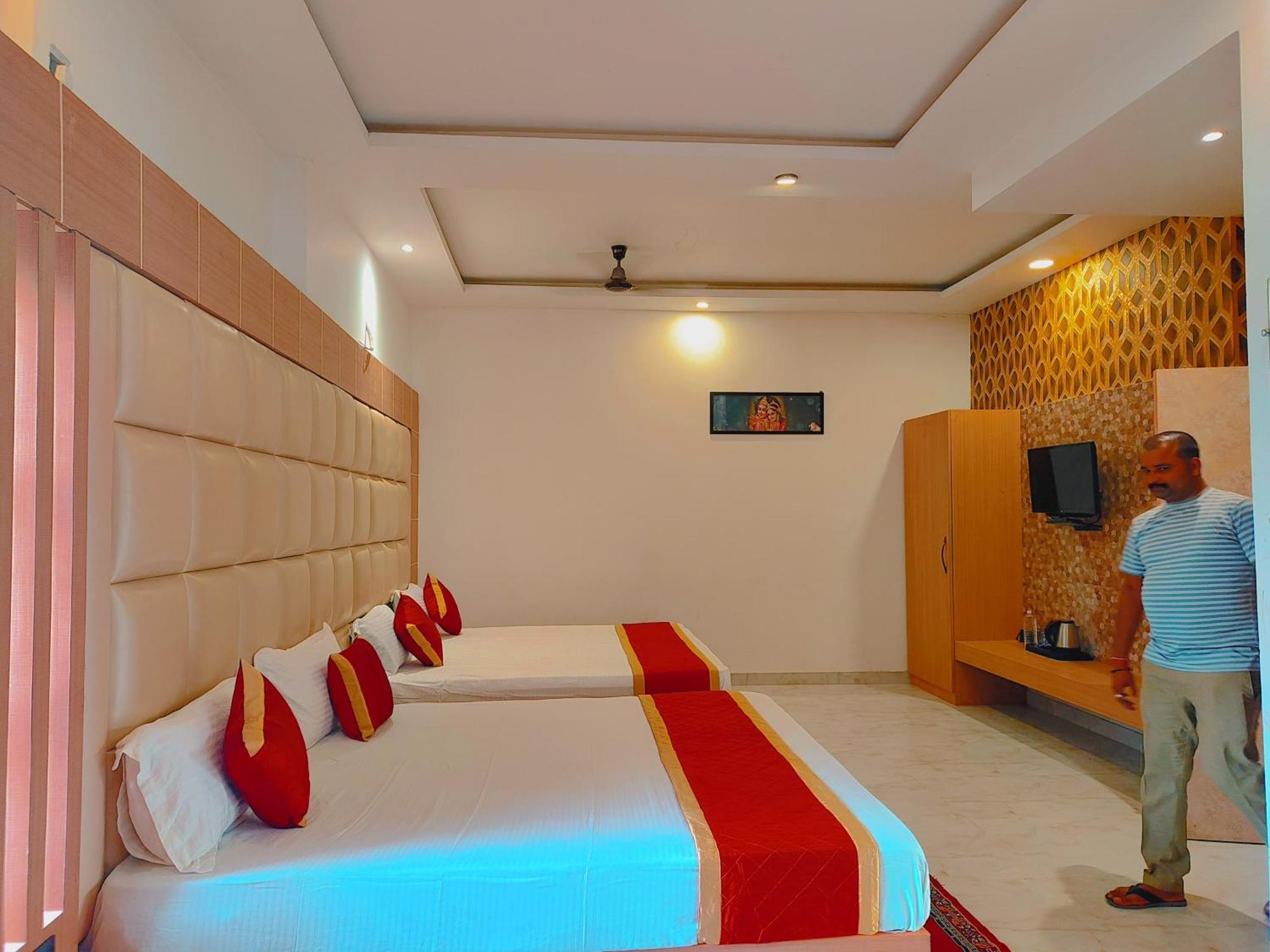 Avadh Sunshine Palace Hotel And Resort Ayodhya Exterior photo